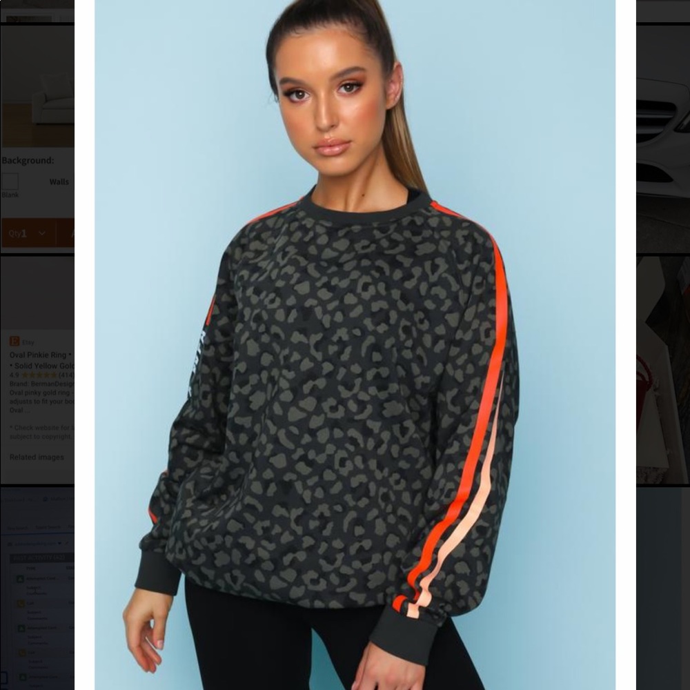 Sarah’s Day X White Fox Active sweatshirt